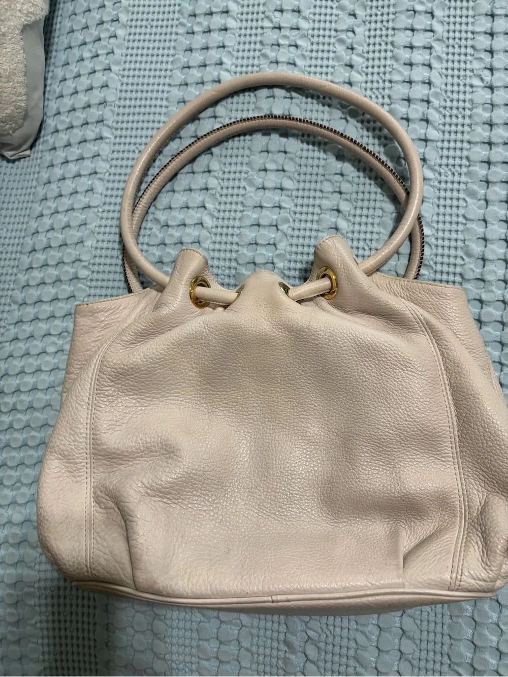 Michael Kors Cream Leather Drawstring Shoulder Bag with Tassel and Gold Hardware